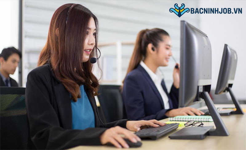 Nhân viên back office xử lý hồ sơ giao dịch chứng khoán tại doanh nghiệp Bắc Ninh