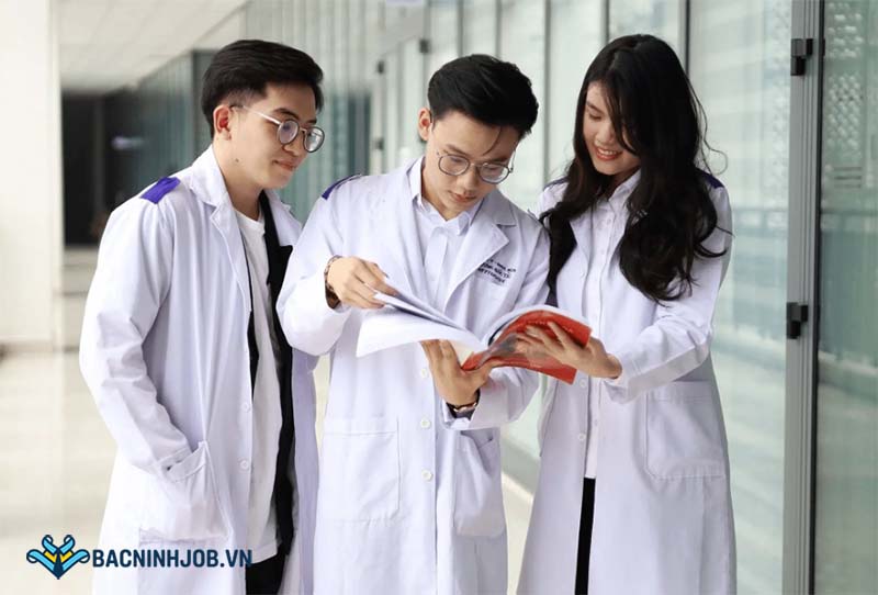 Tại sao bạn n&ecirc;n chọn ph&aacute;t triển sự nghiệp y tế tại Bắc Ninh?